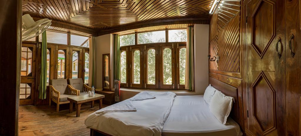Parvati Kuteer Riverside Resort Kasol Bagian luar foto